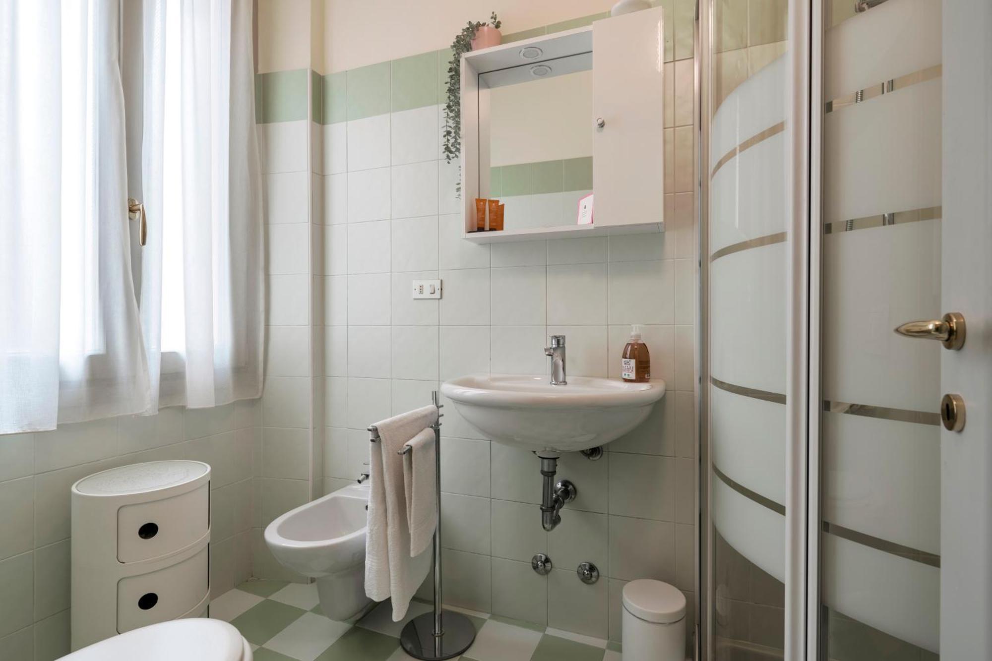 Iseo Portelle Holiday With Private Parking And Bike Storage Eksteriør bilde